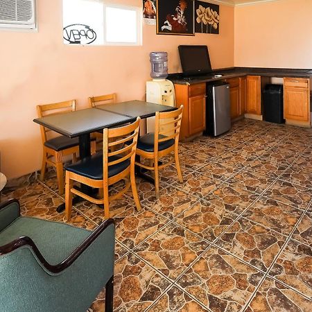 Route 66 Inn Of Santa Rosa, Nm Экстерьер фото