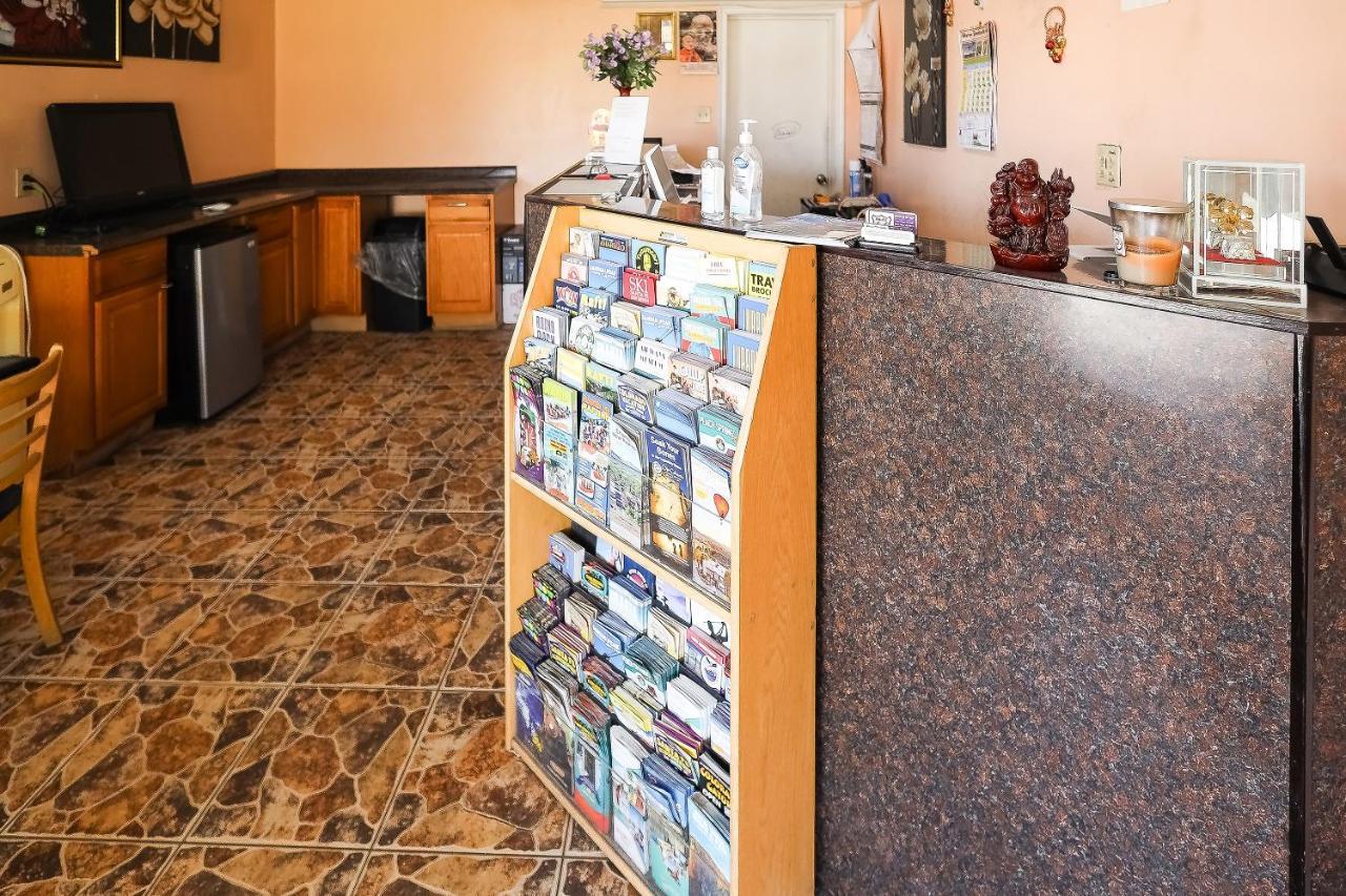 Route 66 Inn Of Santa Rosa, Nm Экстерьер фото